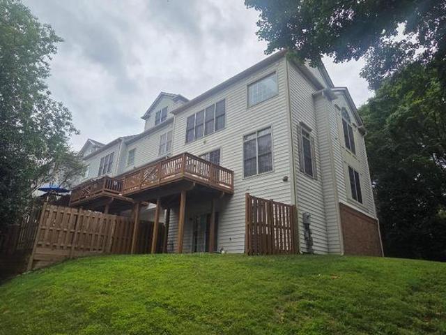 Townhouse for sale in Virginia
