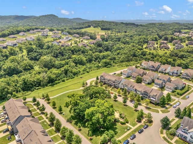 Townhouse for sale in Brentwood