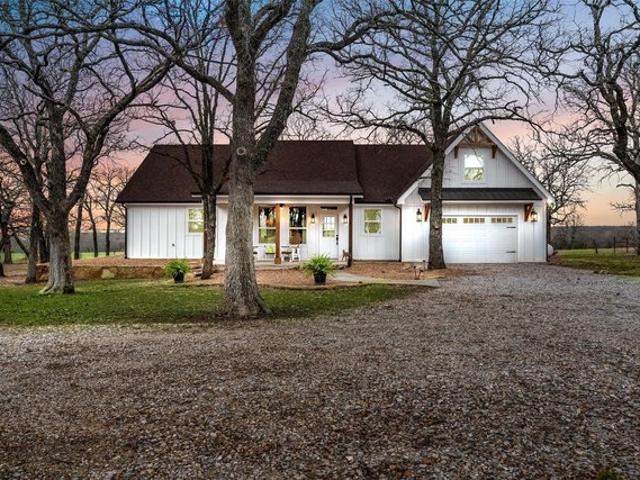 House for sale in Forestburg, Texas