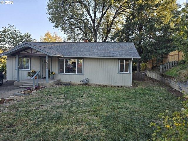 House for sale in Myrtle Creek, Douglas County