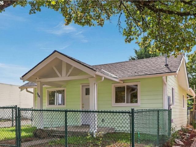 House for sale in Grant, Salem