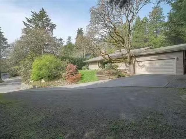 House for sale in Saanich, British Columbia