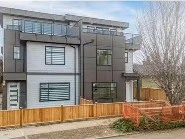 Condo for sale in Winfield, British Columbia