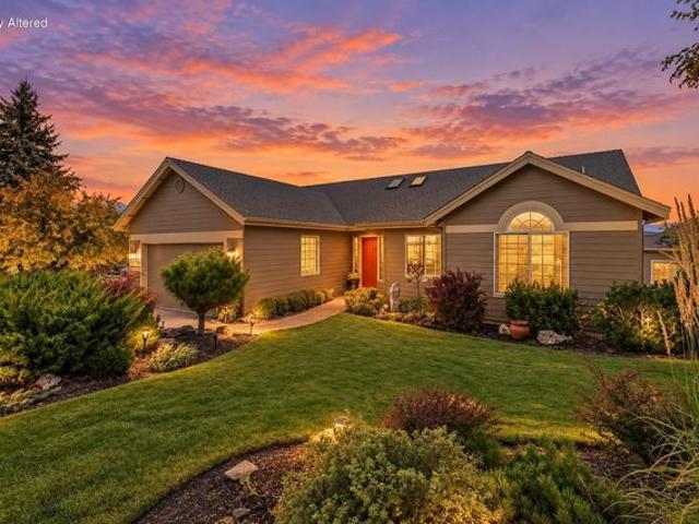 House for sale in Redmond, Deschutes County