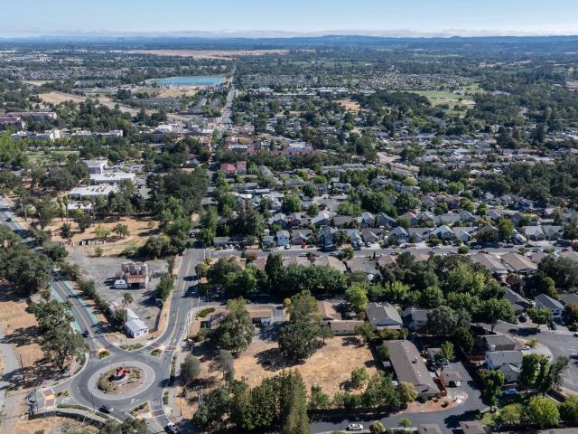 Land for sale in Windsor, California