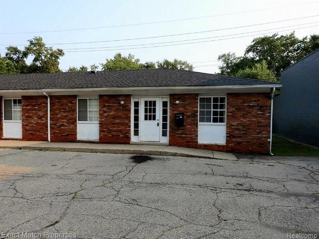 Commercial for sale in Commerce Charter Township, Oakland County