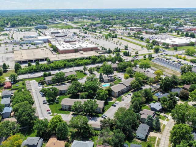 Condo for sale in Clive, Iowa