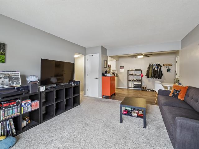 Condo for sale in Clive, Iowa