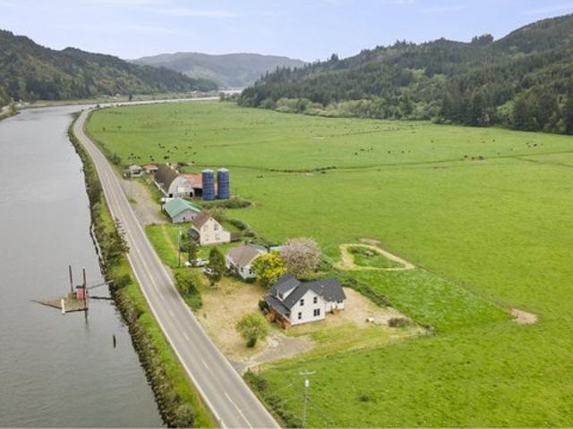 House for sale in Oregonia