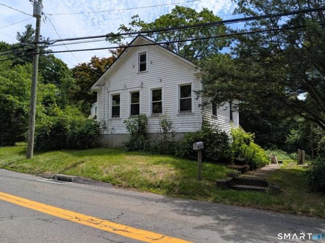 House for sale in Woodbridge, Connecticut
