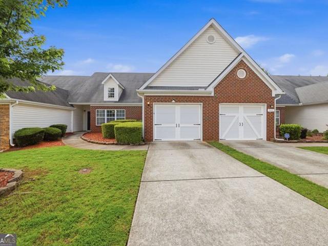 Townhouse for sale in Mcdonough, Georgia