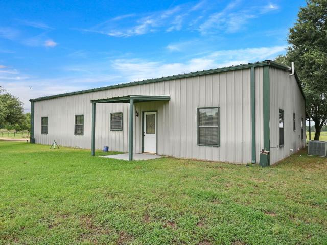 Farm for sale in Cameron, Milam County