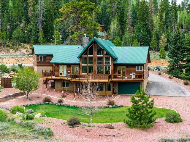 House for sale in Duck Creek Village, Utah