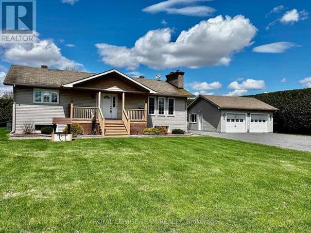 House for sale in Clarence-rockland, Ontario