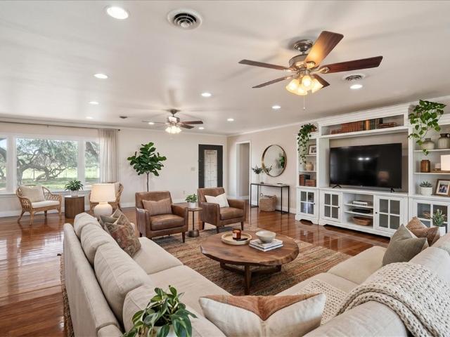 House for sale in George West, Live Oak County
