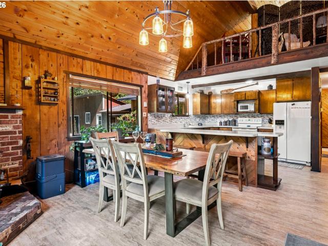 House for sale in Brookings, Curry County