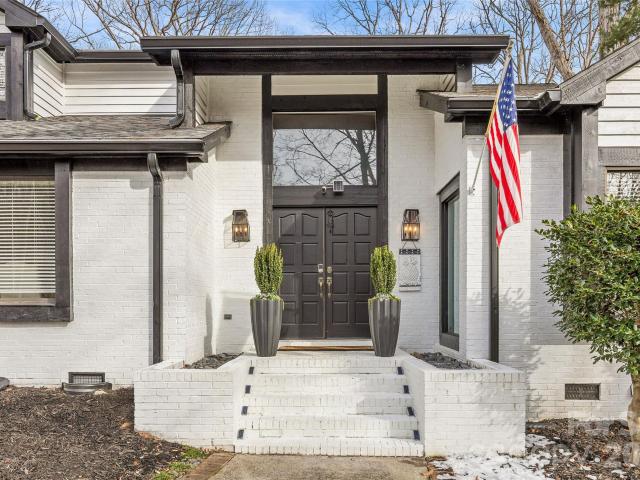 House for sale in Mecklenburg, North Carolina