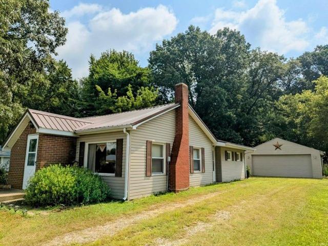 House for sale in Claypool, Indiana