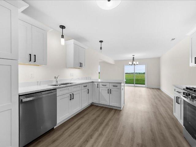 Townhouse for sale in Crown Point, Indiana