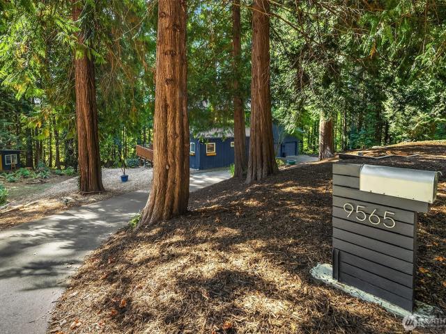 House for sale in Bainbridge Island, Washington