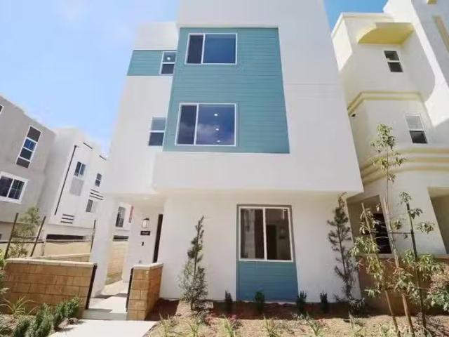 House for rent in Ontario