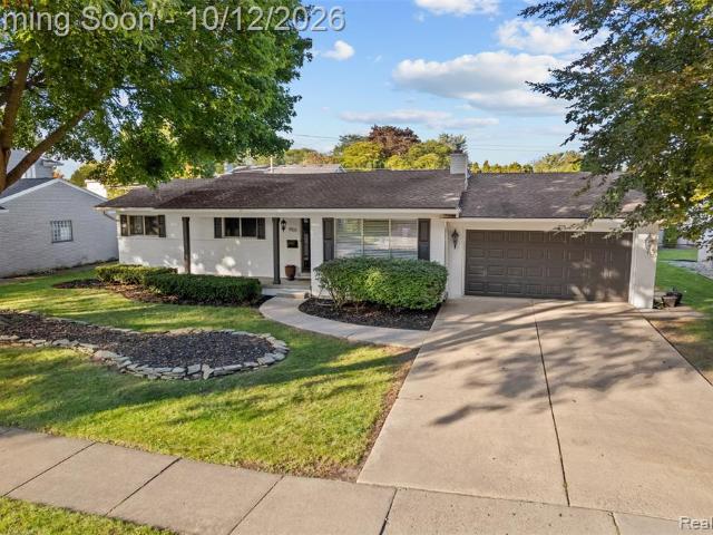 House for sale in Grosse Pointe Woods, Wayne County