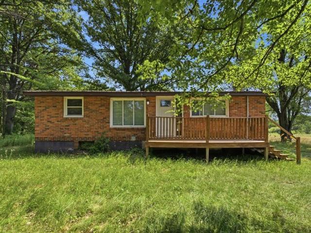 House for sale in Sanford, Michigan