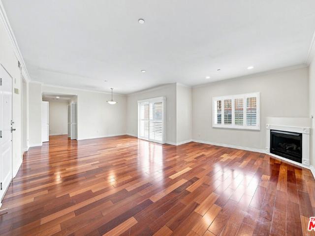 Property for rent in Canoga Park, California