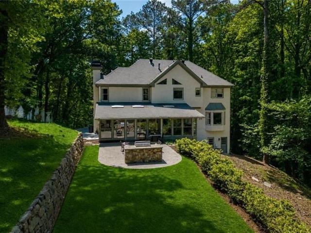House for sale in Sandy Springs, Georgia