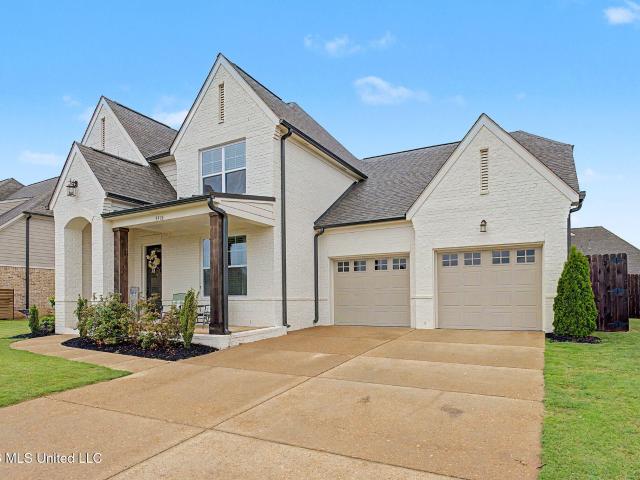 House for sale in Nesbit, Mississippi