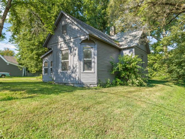 House for sale in Knightsville, Indiana