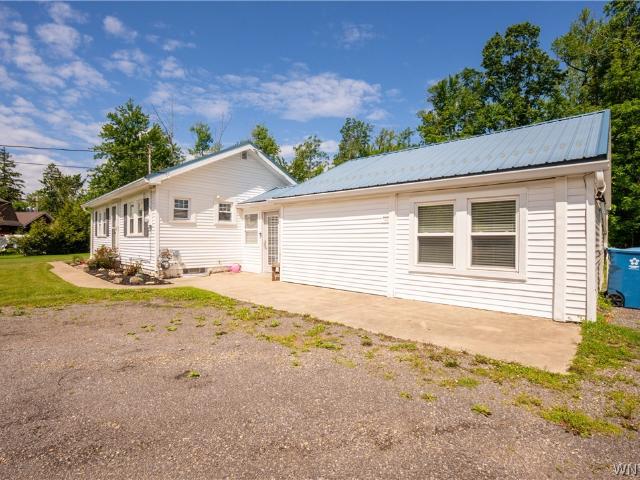House for sale in Irving, New York
