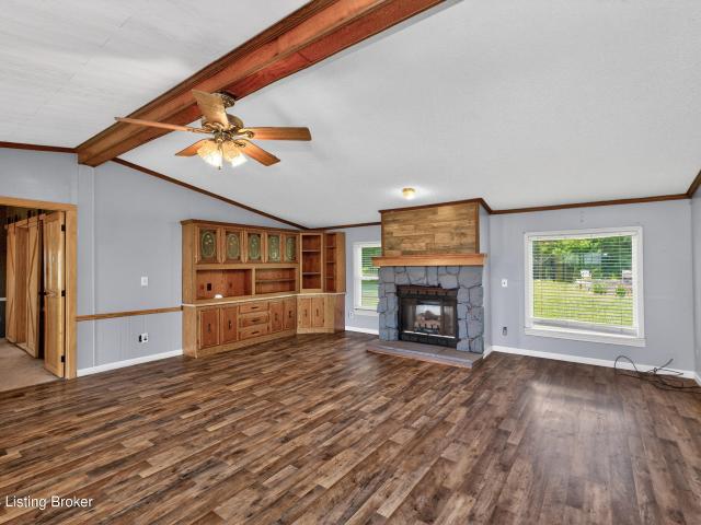 House for sale in Springfield, Kentucky