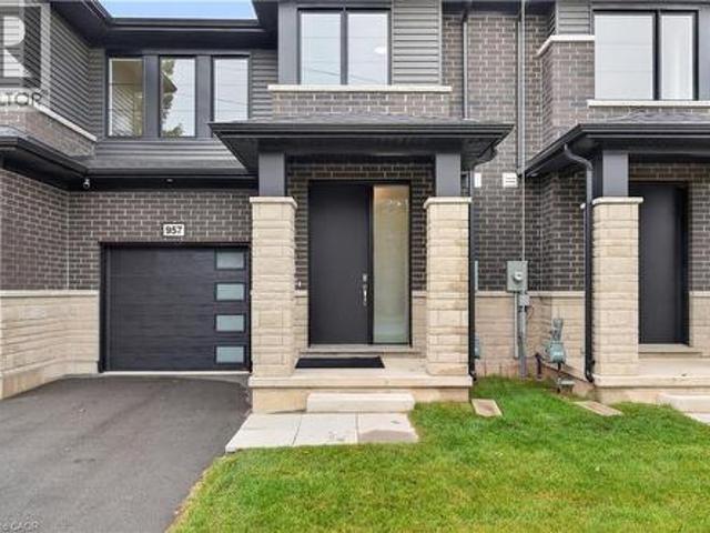House for sale in Welland, Golden Horseshoe