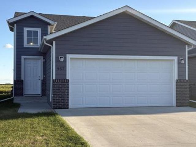 House for sale in Grand Forks, Grand Forks County
