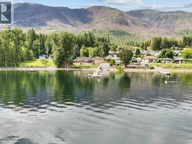 House for sale in Sorrento, British Columbia