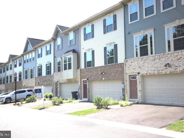Townhouse for sale in Montgomery Village, Maryland