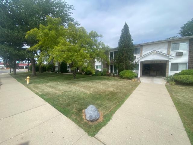 Condo for sale in Des Plaines, Illinois