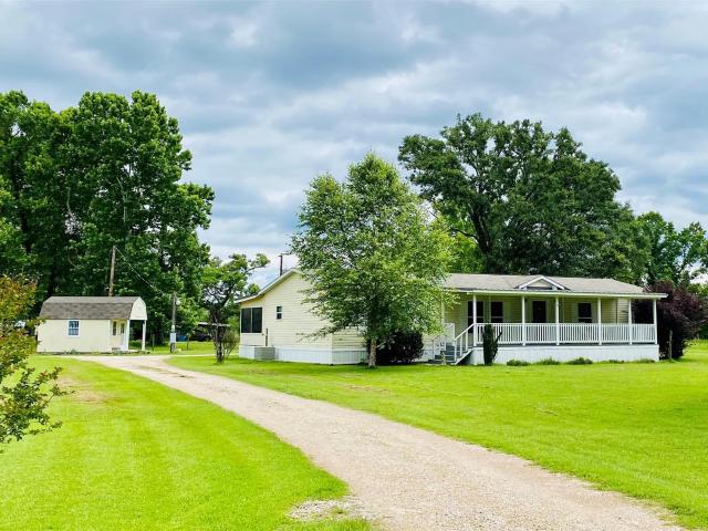 Farm for sale in Apple Springs, Texas