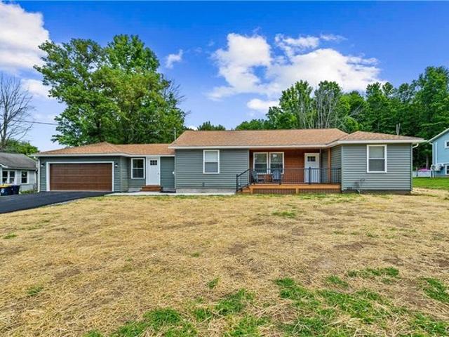 House for sale in Oneida, New York