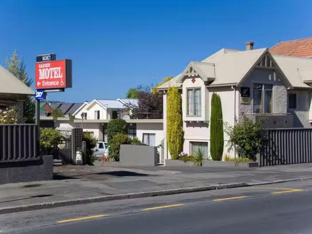House for sale in Otakou