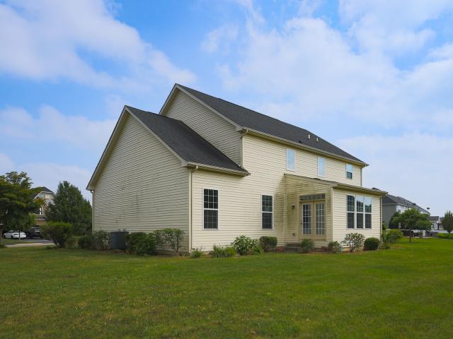 House for sale in Gilberts, Illinois