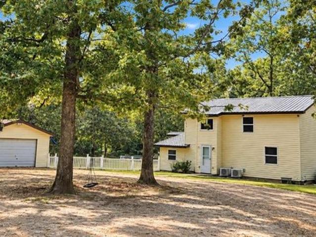 House for sale in Doniphan, Ripley County