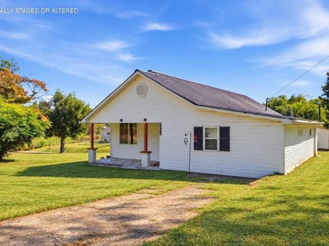 House for sale in Whitwell, East Tennessee