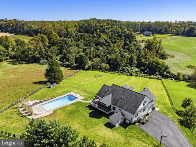 House for sale in Turnbull, Warrenton