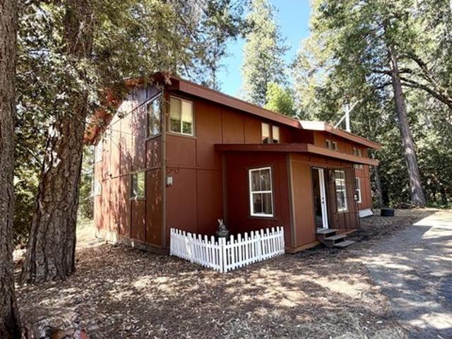 House for sale in Dobbins, California