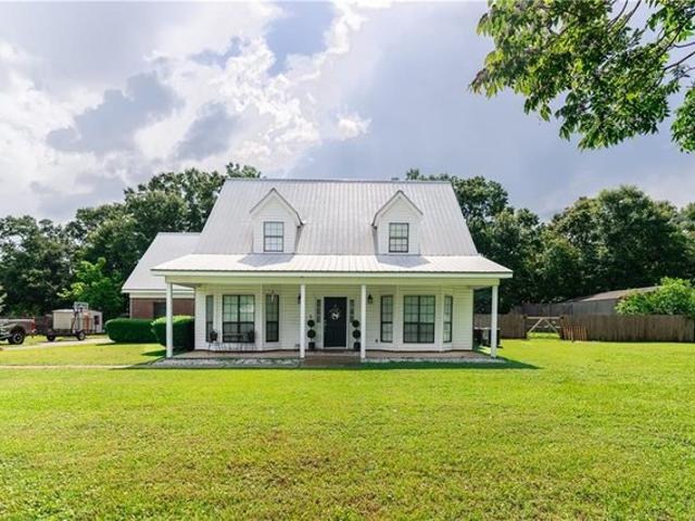 House for sale in Creola, Alabama