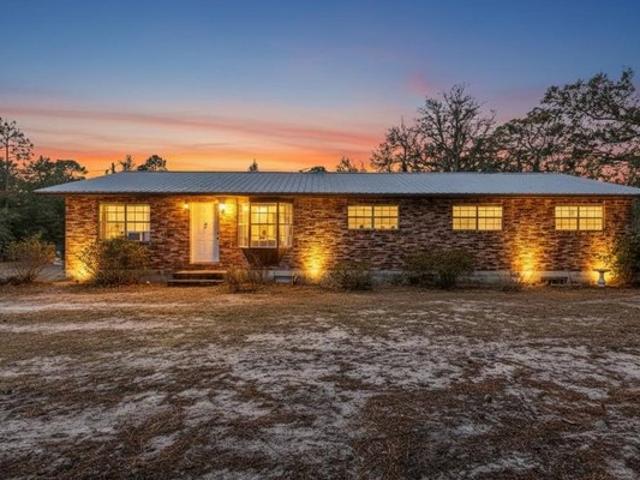 House for sale in Suwannee, Florida