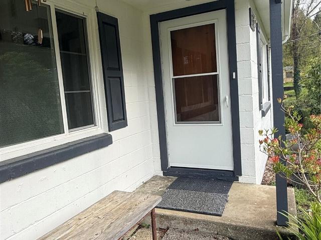 House for sale in Raymond, Washington