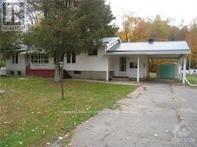 House for rent in Edwardsburgh cardinal, Ontario